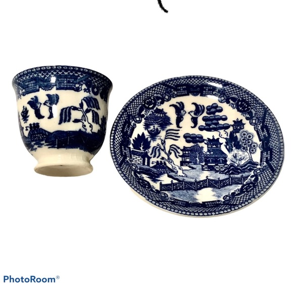 Vintage Oriental Flow Blue Mini Tea Cup Saucer Set Porcelain Japan Crazing 2.5" - Picture 2 of 9